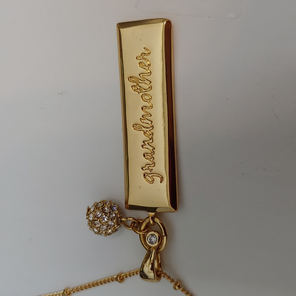 NWT - Vera Bradley Grandmother Necklace